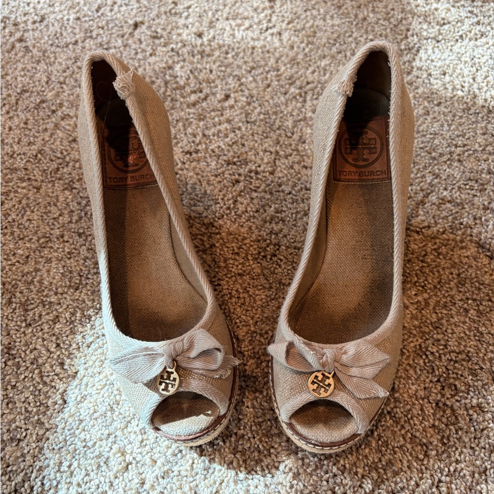 Tory Burch Tan Canvas Peep-Toe Wedge Sandals with Logo Charm